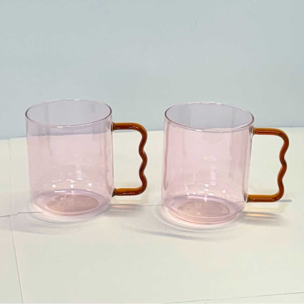 Room Essentials Glass Mugs Pink orange Handle retro modern Set of 2